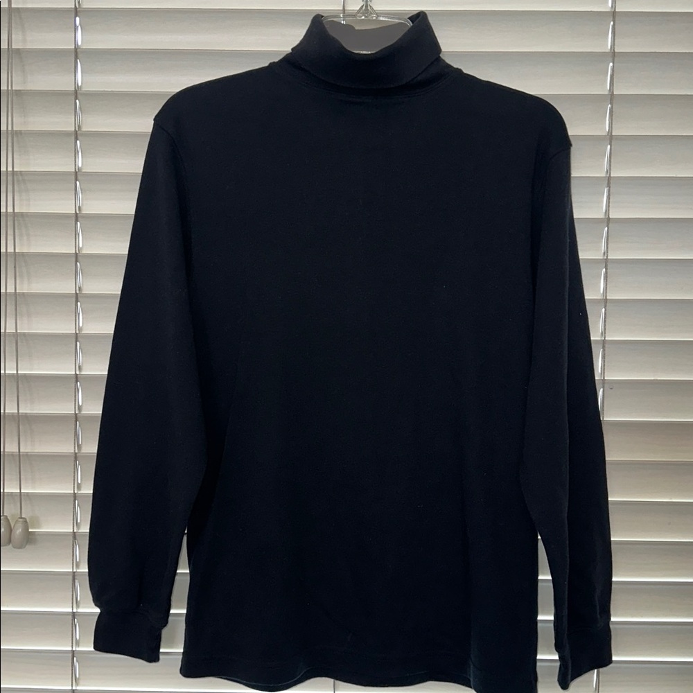 A Bundle of Three Turtleneck Top (Black) and Sweaters (Brown, Navy Blue) Size M - Picture 2 of 13